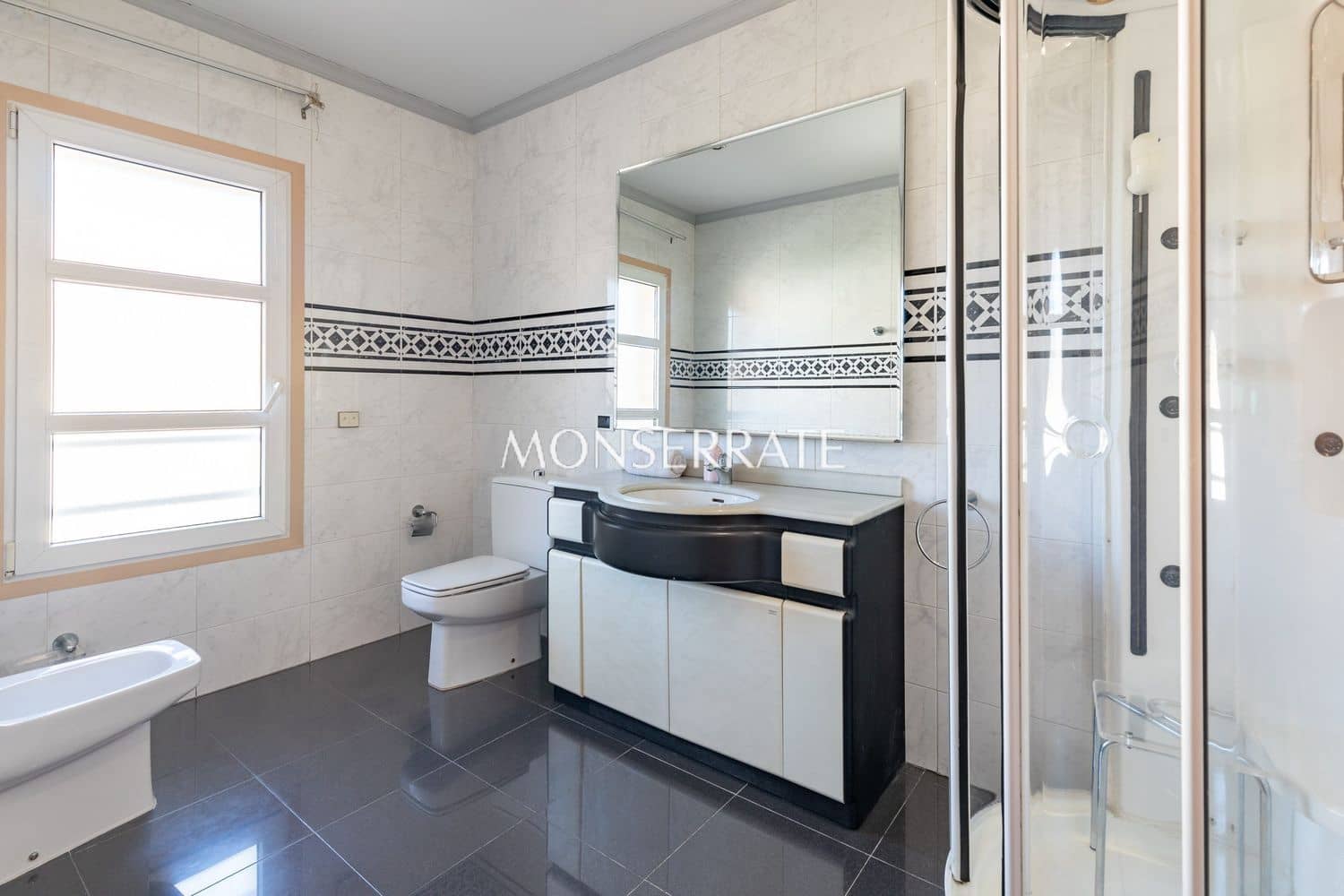 4 Zimmer Villa zu verkaufen in Godella mit Pool Garage - 1.200.000 € (Ref: 8887420)