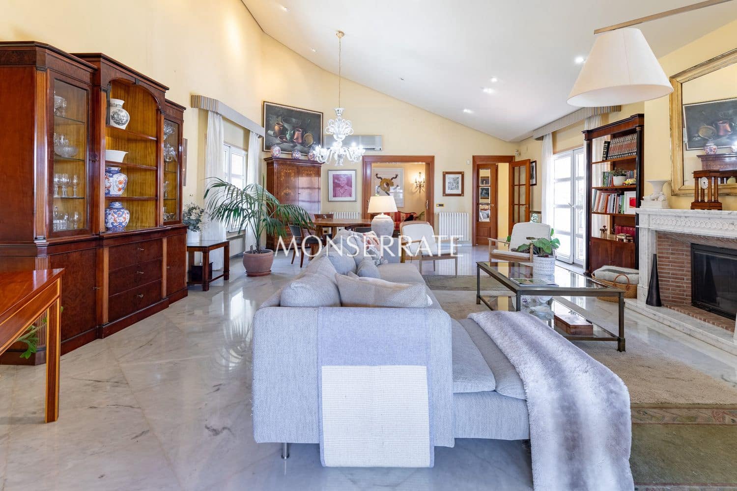 4 Zimmer Villa zu verkaufen in Godella mit Pool Garage - 1.200.000 € (Ref: 8887420)