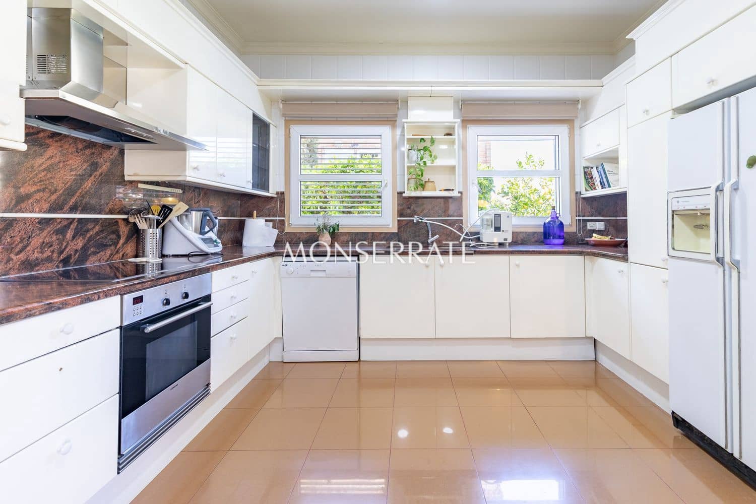 4 Zimmer Villa zu verkaufen in Godella mit Pool Garage - 1.200.000 € (Ref: 8887420)