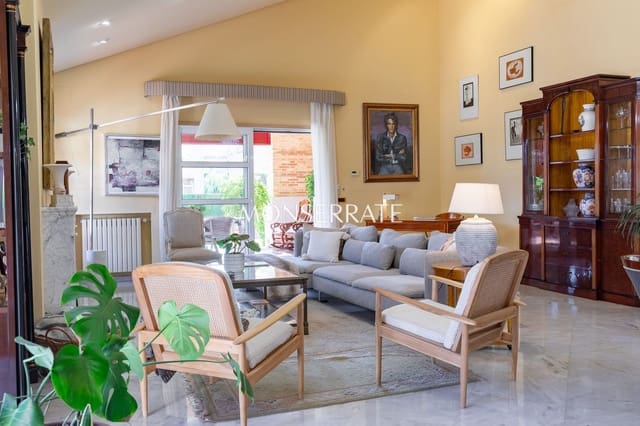 4 soverom Villa til salgs i Godella med svømmebasseng garasje - € 1 200 000 (Ref: 8887420)