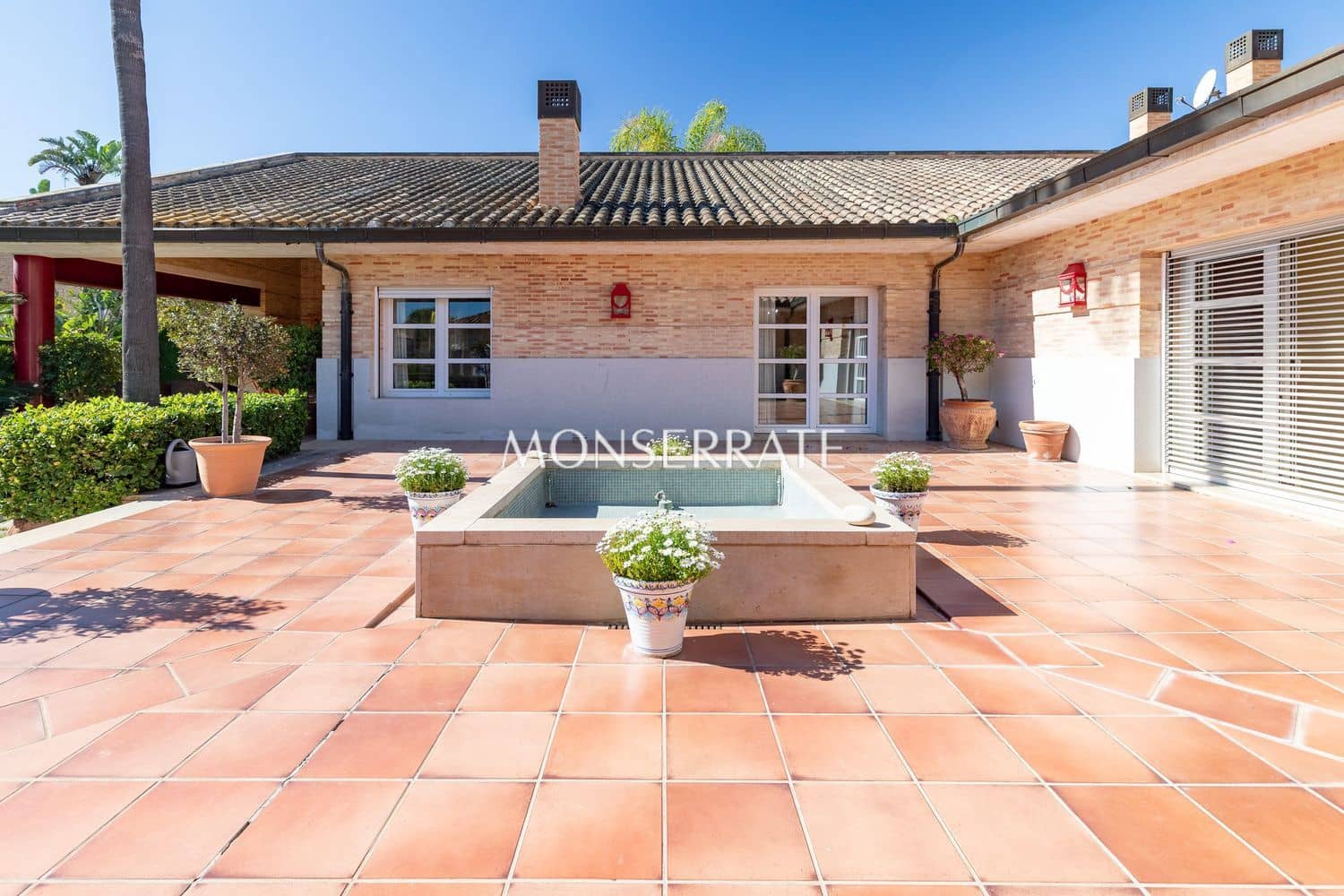 4 Zimmer Villa zu verkaufen in Godella mit Pool Garage - 1.200.000 € (Ref: 8887420)