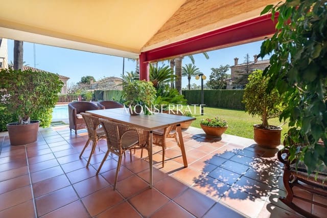 4 soverom Villa til salgs i Godella med svømmebasseng garasje - € 1 200 000 (Ref: 8887420)