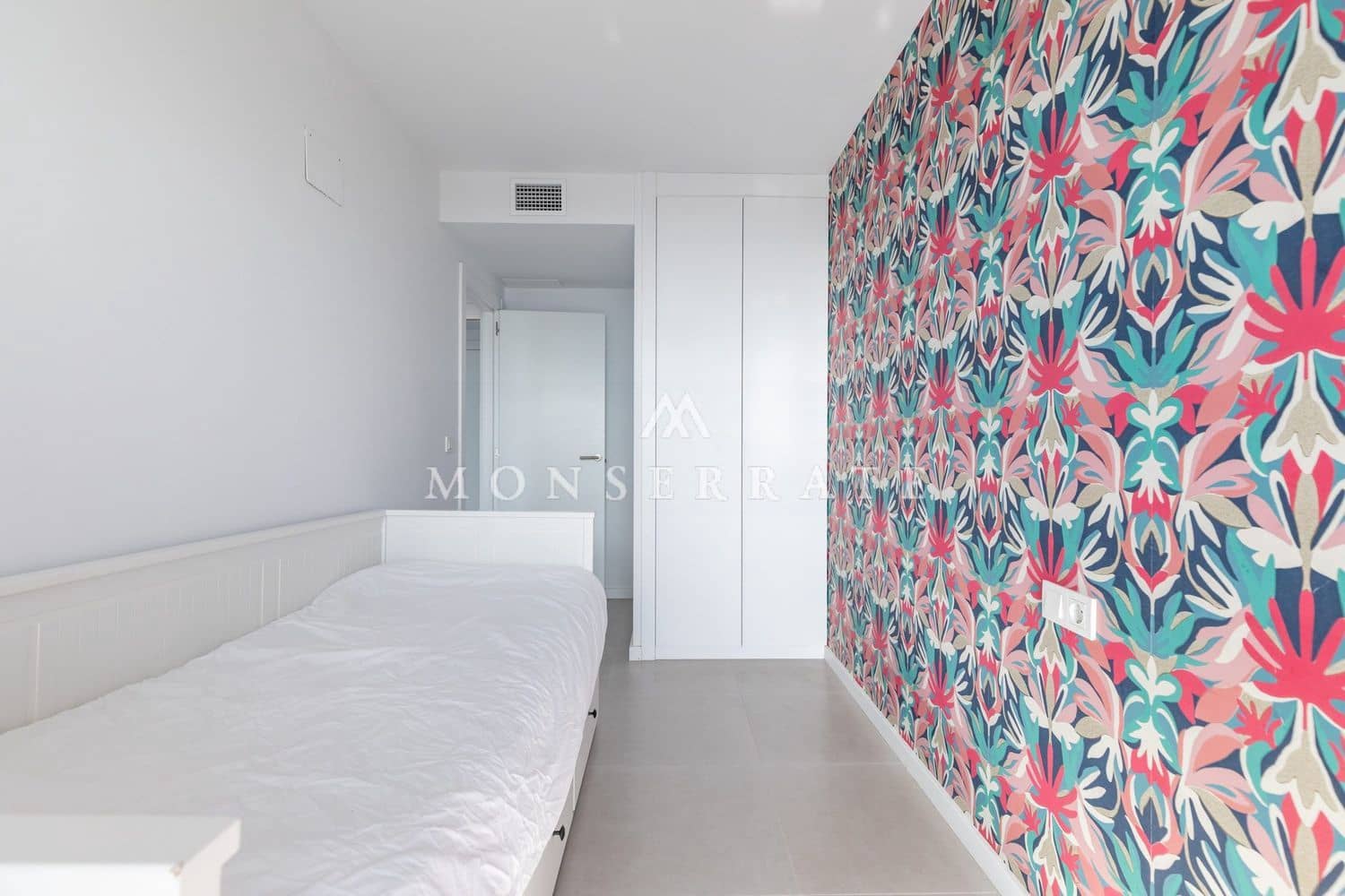 3 bedroom Apartment for sale in Canet d'En Berenguer with pool garage - € 720,000 (Ref: 8912501)