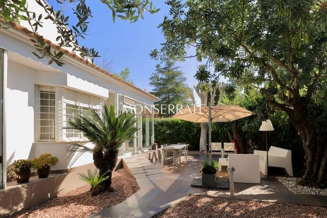 5 soverom Villa til salgs i L'Eliana med svømmebasseng garasje - € 1 200 000 (Ref: 9073001)