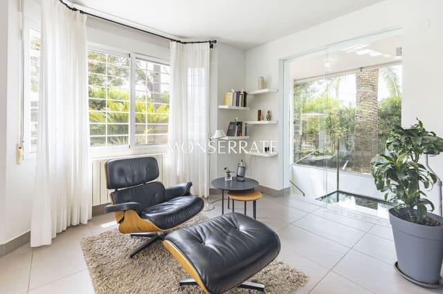 5 soverom Villa til salgs i L'Eliana med svømmebasseng garasje - € 1 200 000 (Ref: 9073001)