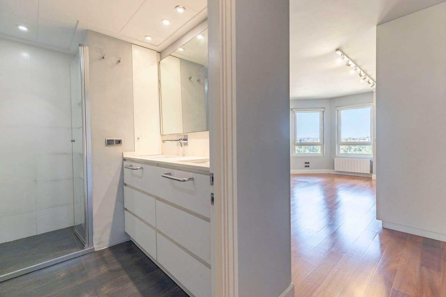 5 soveværelse Lejlighed til salg i Valencia by med garage - € 1.150.000 (Ref: 9109925)