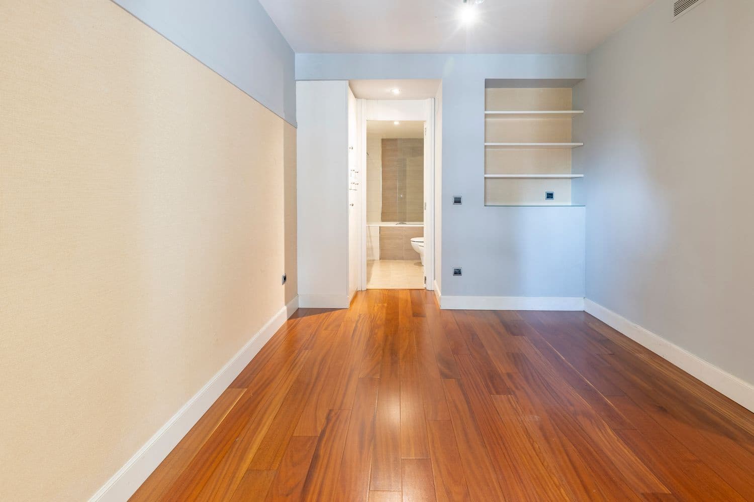 5 soveværelse Lejlighed til salg i Valencia by med garage - € 1.150.000 (Ref: 9109925)