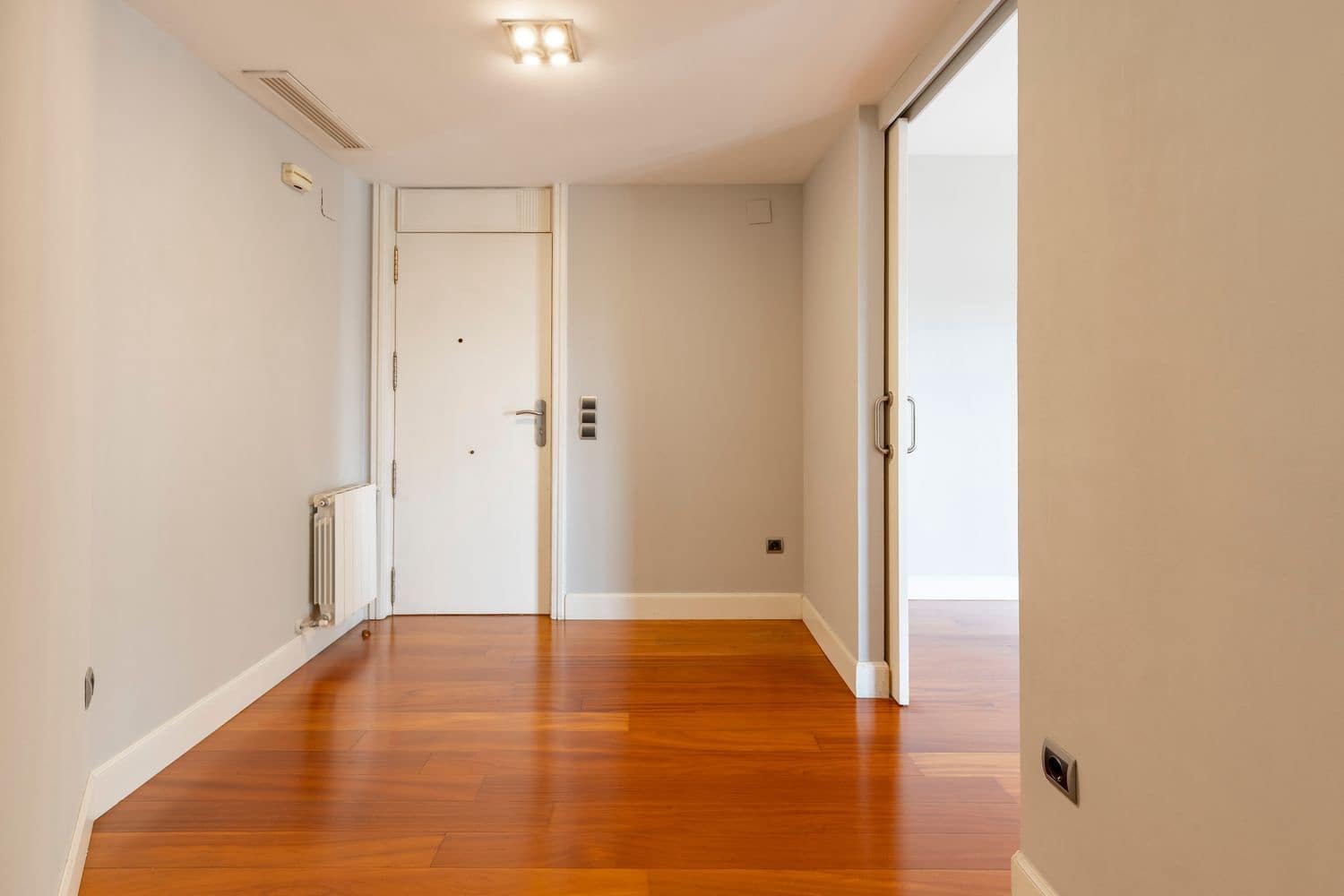 5 soveværelse Lejlighed til salg i Valencia by med garage - € 1.150.000 (Ref: 9109925)