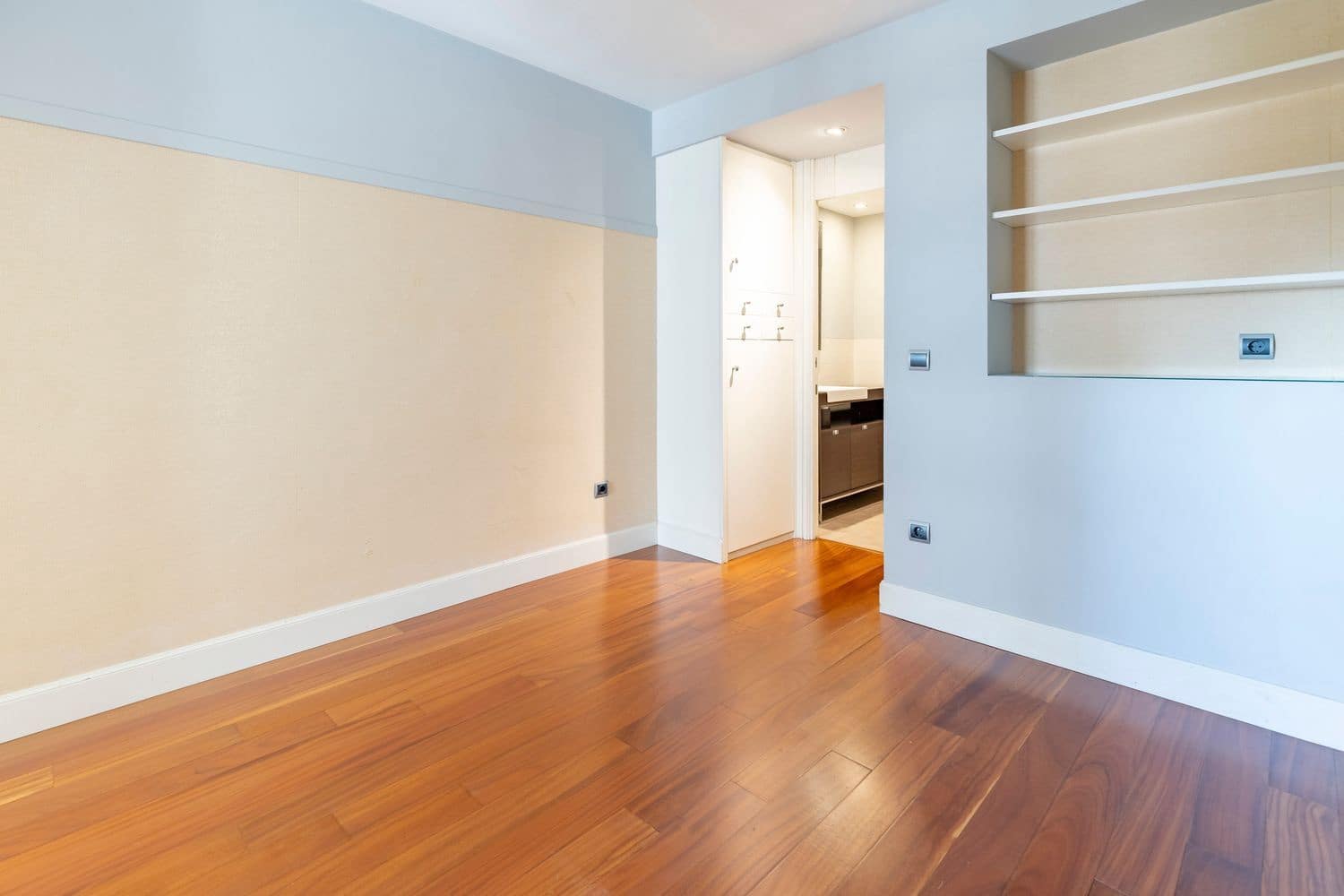 5 soveværelse Lejlighed til salg i Valencia by med garage - € 1.150.000 (Ref: 9109925)