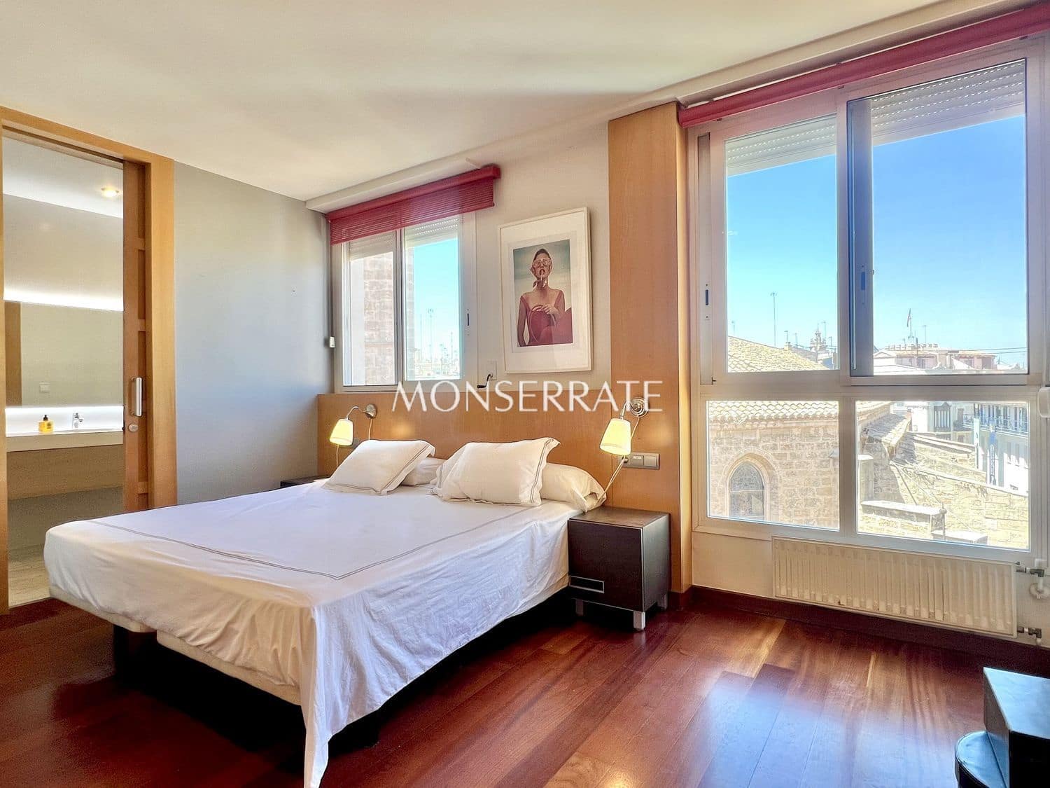 2 bedroom Apartment for rent in Valencia city with garage - € 4,500 (Ref: 9130253)