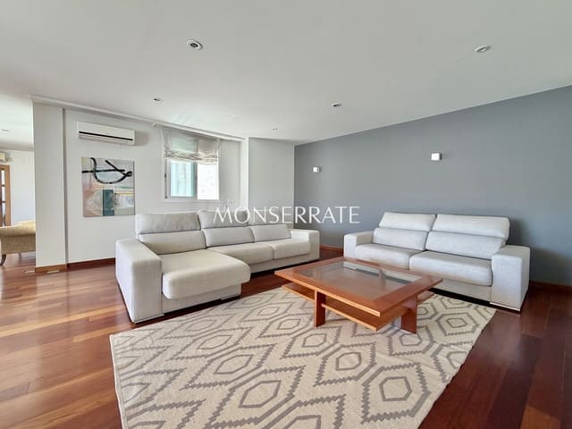 2 bedroom Apartment for rent in La Seu, Valencia city with garage - € 3,900 (Ref: 9130253)