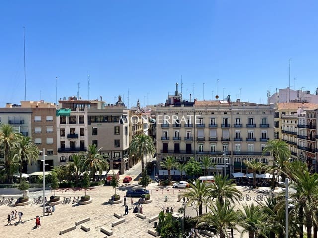 2 bedroom Apartment for rent in La Seu, Valencia city with garage - € 3,900 (Ref: 9130253)