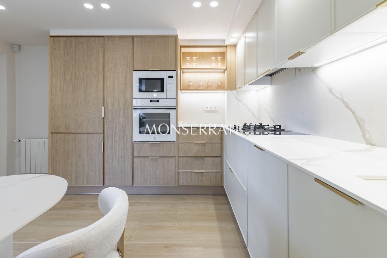 3 slaapkamer Huis te huur in Sagunto / Sagunt met zwembad garage - € 3.600 (Ref: 9136918)