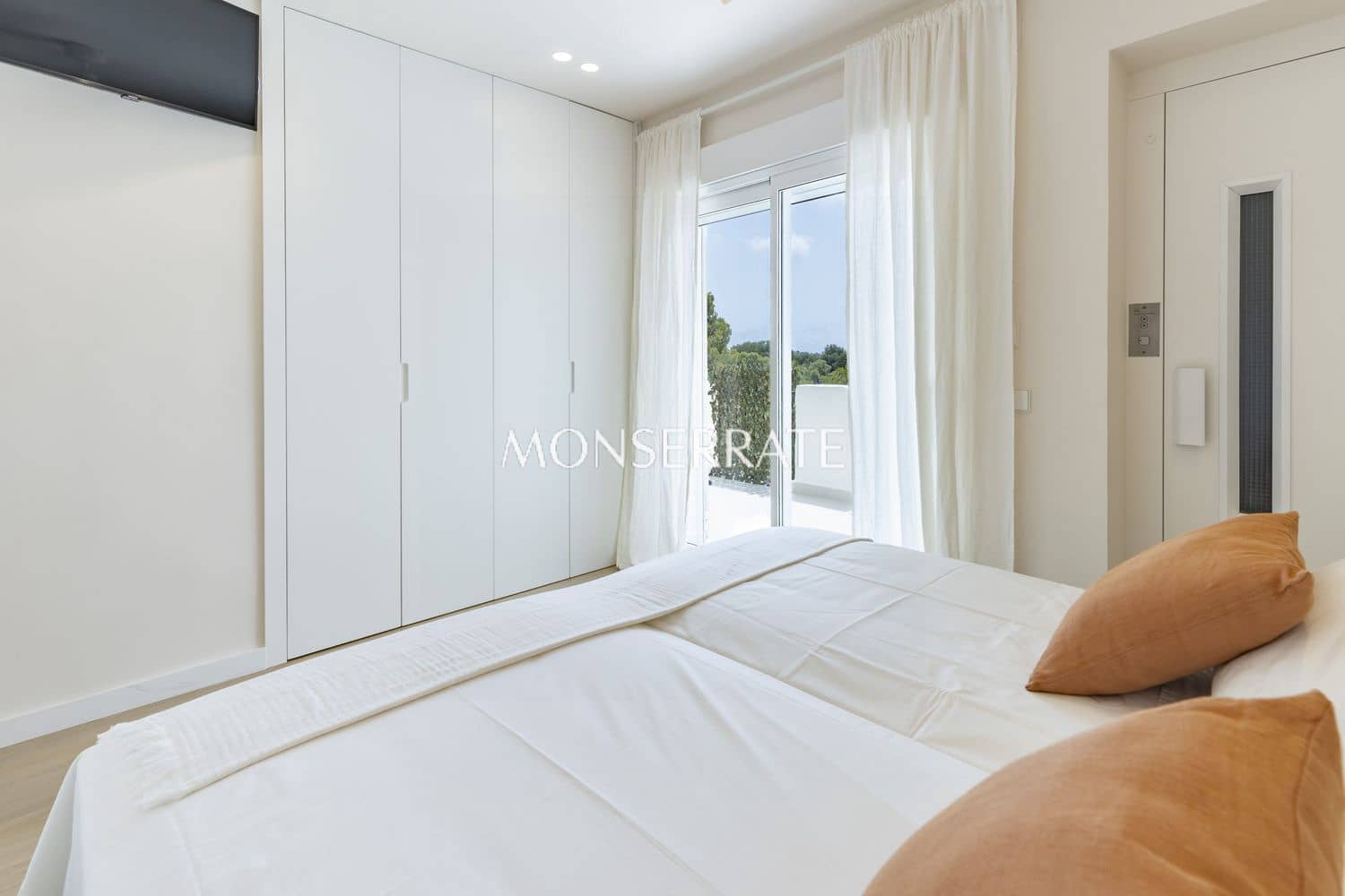 3 slaapkamer Huis te huur in Sagunto / Sagunt met zwembad garage - € 3.600 (Ref: 9136918)