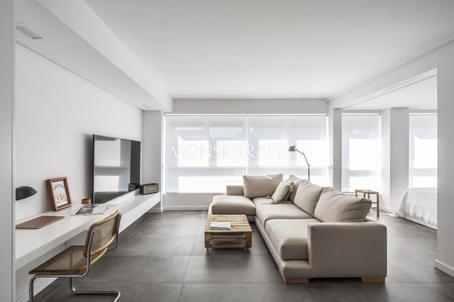 2 bedroom Apartment for rent in Mestalla, Valencia city with garage - € 2,200 (Ref: 9143382)