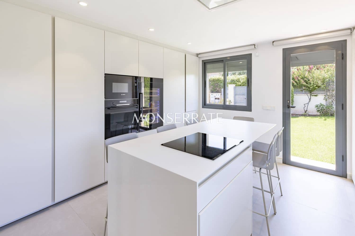 4 soverom Villa til salgs i Pucol med svømmebasseng garasje - € 1 385 000 (Ref: 9148764)