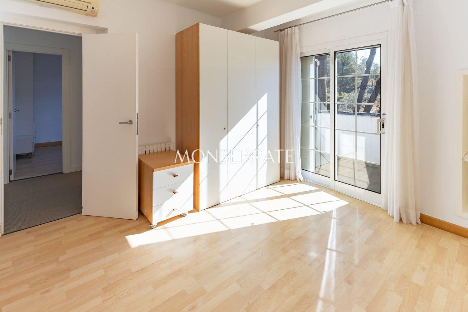 5 makuuhuone Huvila myytävänä paikassa Sagunto / Sagunt mukana uima-altaan 
autotalli - 1 400 000 € (Ref: 9165524)