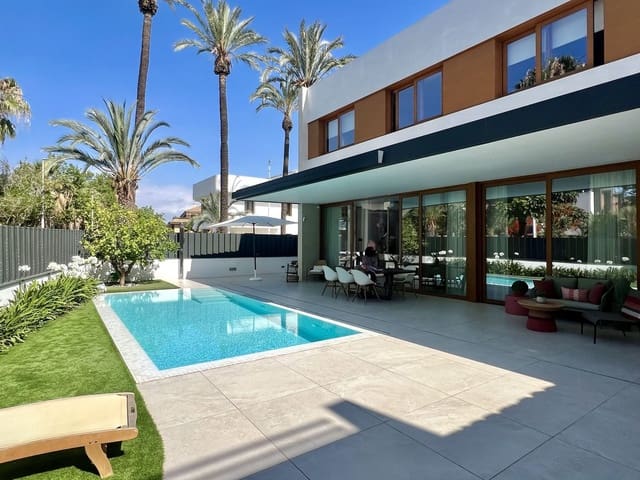 4 slaapkamer Villa te koop in Picanya met zwembad garage - € 980.000 (Ref: 9208115)