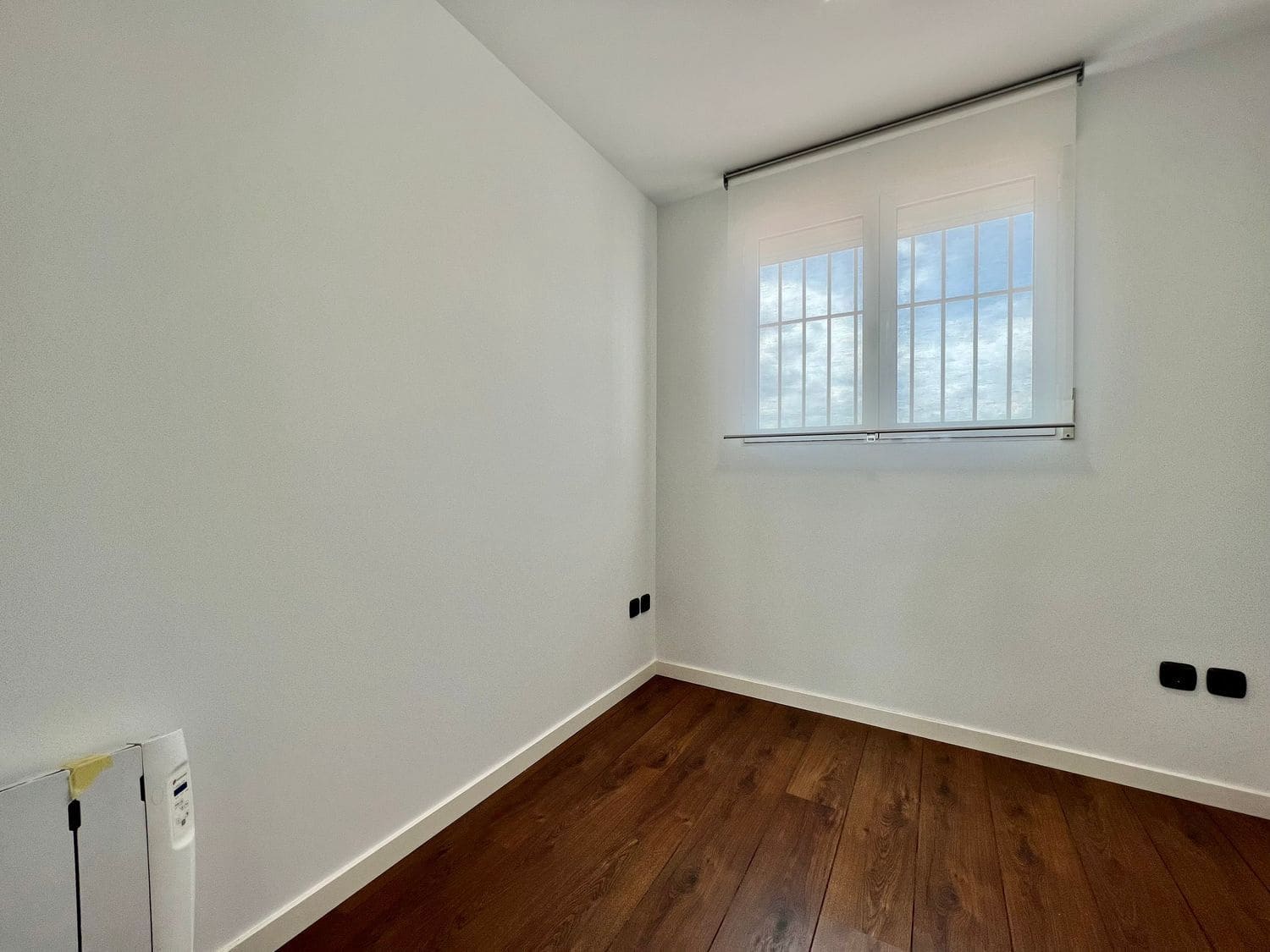 Apartamento de 2 habitaciones en València ciudad en alquiler con garaje - 1.200 € (Ref: 9217180)