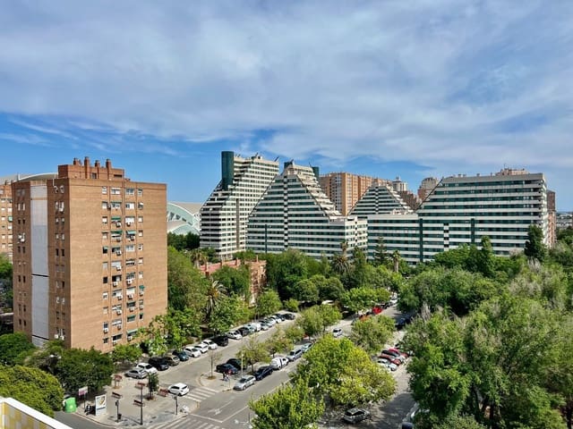 Apartamento de 2 habitaciones en Mont-Olivet, València ciudad en alquiler con garaje - 1.200 € (Ref: 9217180)