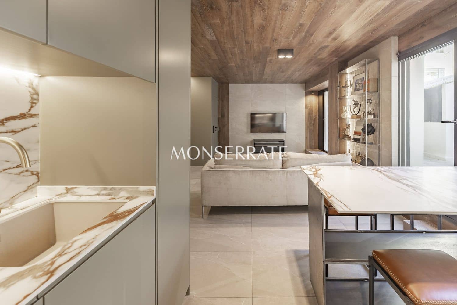 Leilighet til salgs i Valencia by med garasje - € 430 000 (Ref: 9246280)