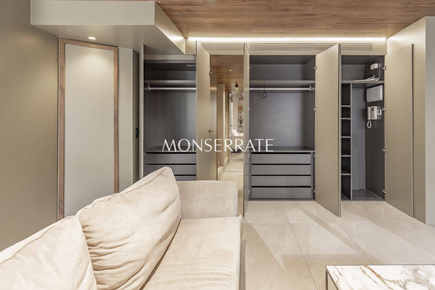 Leilighet til salgs i Valencia by med garasje - € 430 000 (Ref: 9246280)