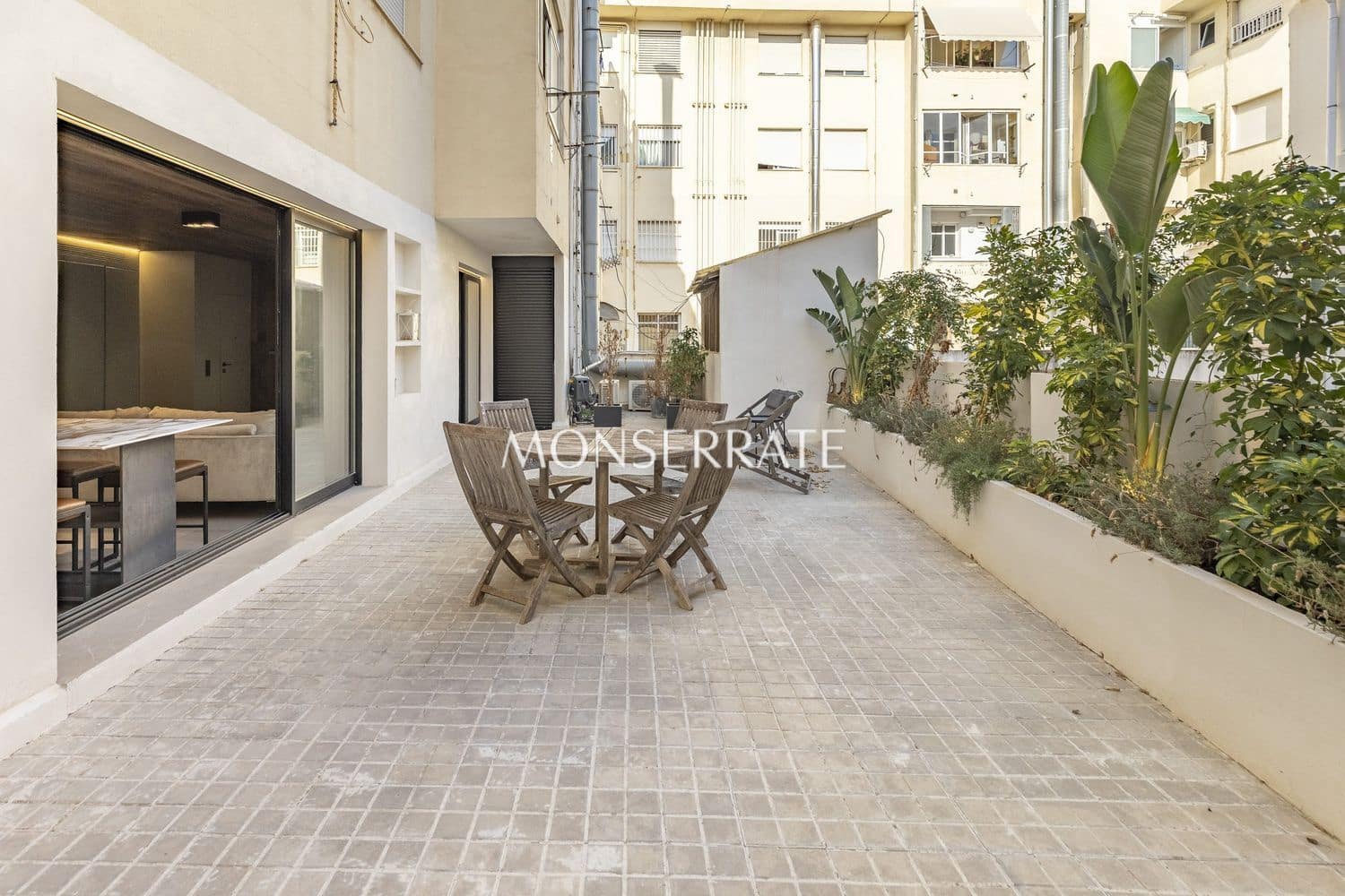 Leilighet til salgs i Valencia by med garasje - € 430 000 (Ref: 9246280)