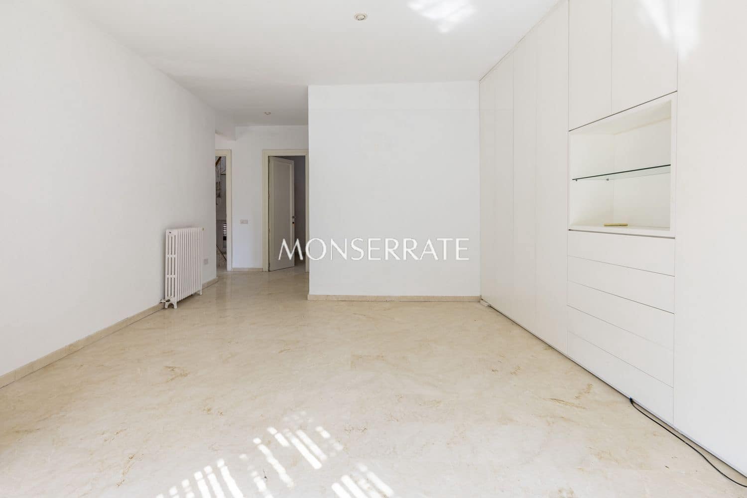 5 soveværelse Villa til salg i Valencia by med garage - € 2.200.000 (Ref: 9251771)