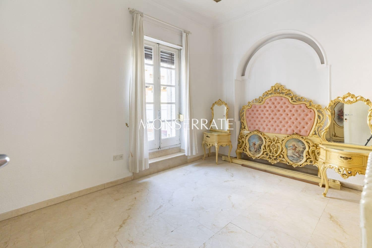 5 soveværelse Villa til salg i Valencia by med garage - € 2.200.000 (Ref: 9251771)