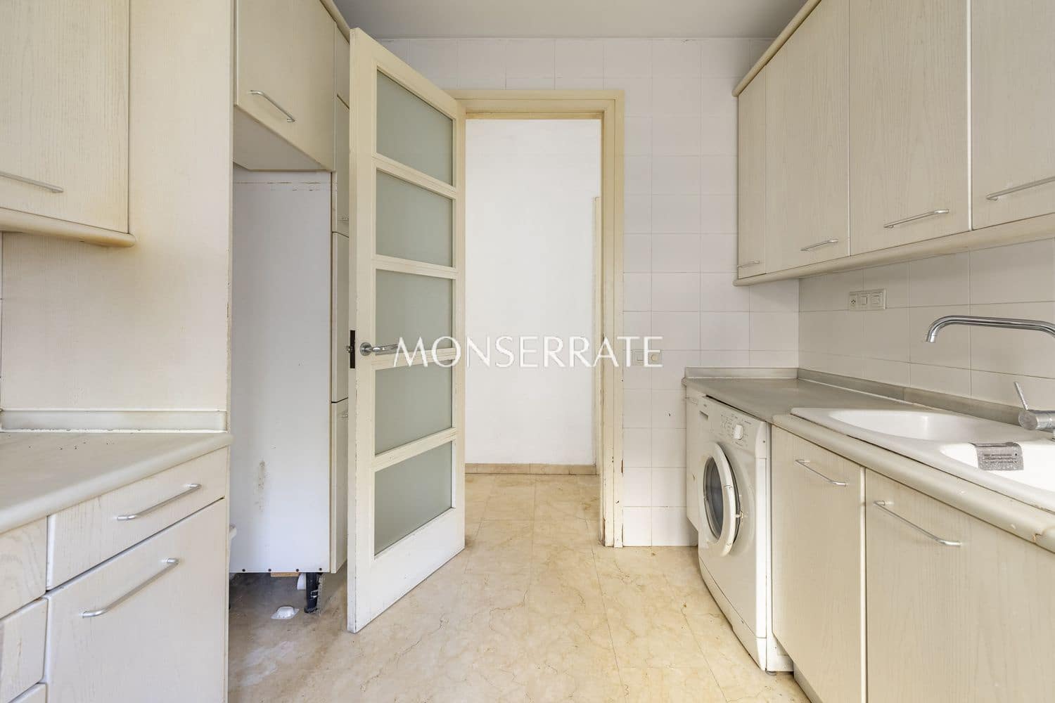 5 soveværelse Villa til salg i Valencia by med garage - € 2.200.000 (Ref: 9251771)