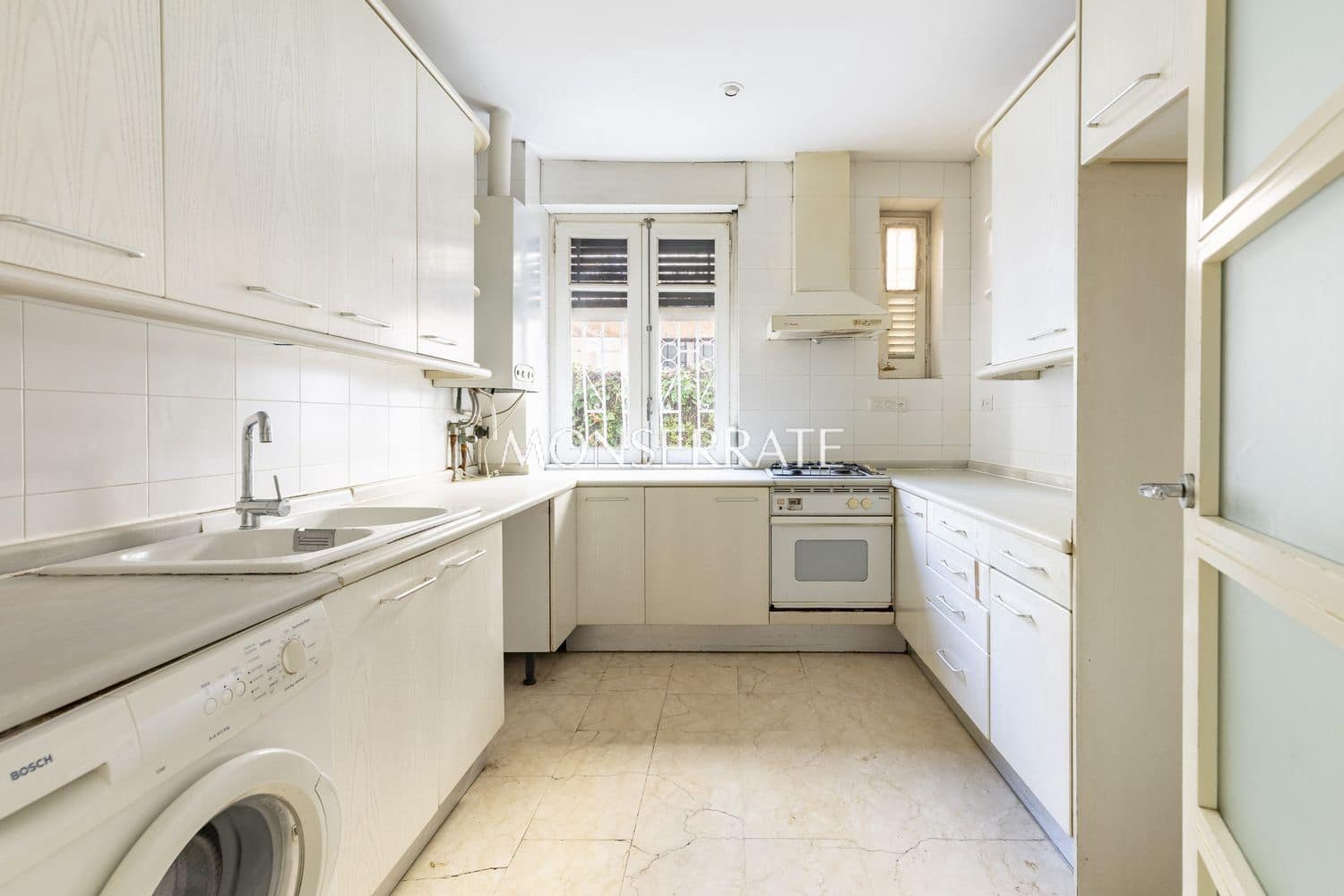 5 soveværelse Villa til salg i Valencia by med garage - € 2.200.000 (Ref: 9251771)