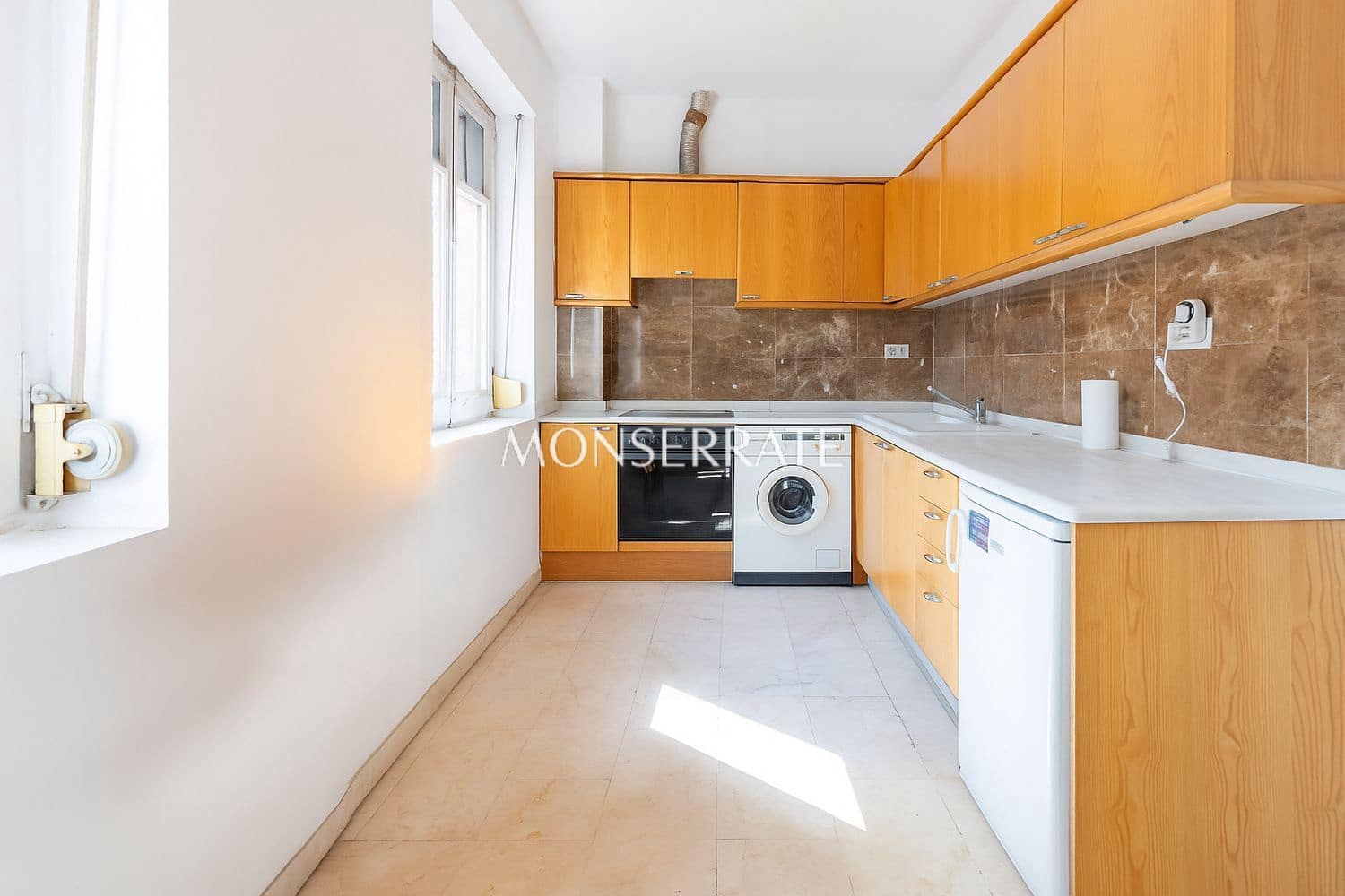 5 soveværelse Villa til salg i Valencia by med garage - € 2.200.000 (Ref: 9251771)