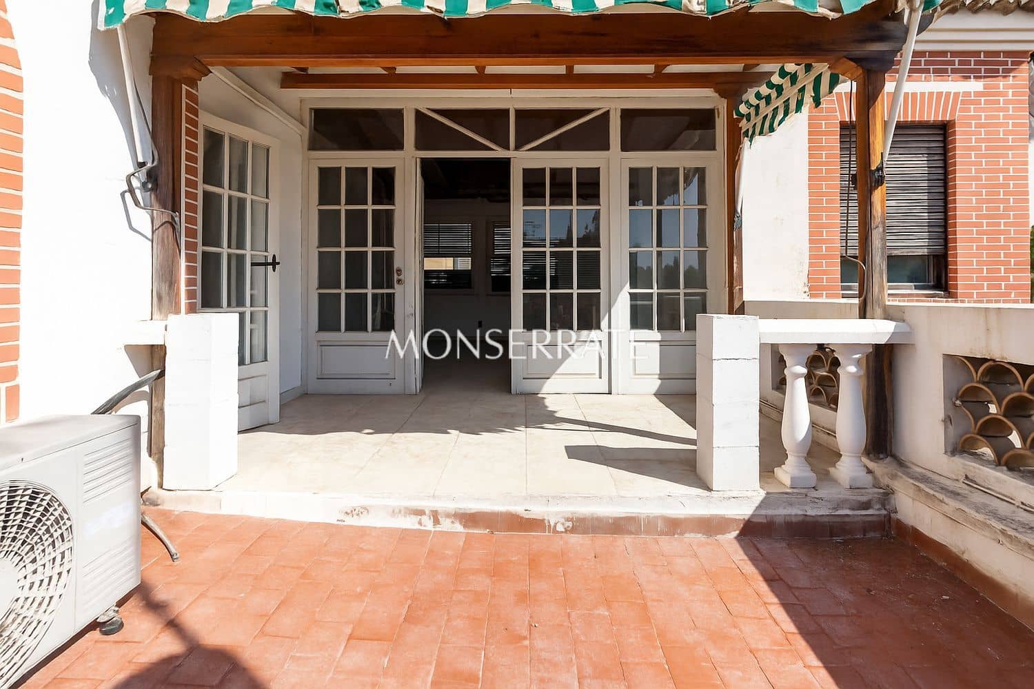 5 soveværelse Villa til salg i Valencia by med garage - € 2.200.000 (Ref: 9251771)