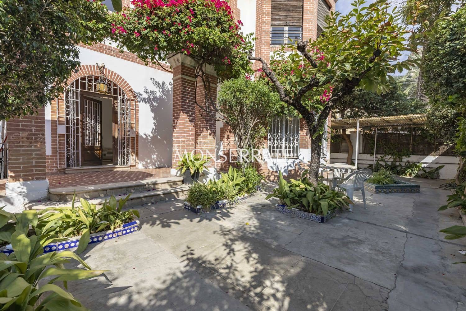 5 soveværelse Villa til salg i Valencia by med garage - € 2.200.000 (Ref: 9251771)