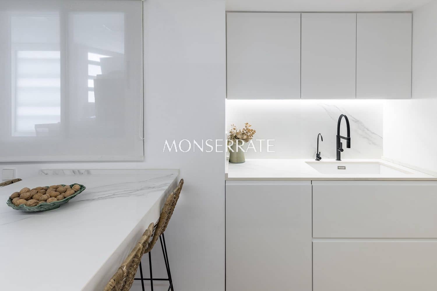 3 camera da letto Appartamento da affittare in Valencia citta con piscina garage - 3.500 € (Rif: 9262141)