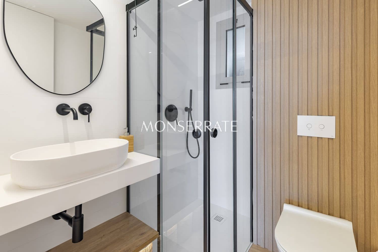 3 camera da letto Appartamento da affittare in Valencia citta con piscina garage - 3.500 € (Rif: 9262141)