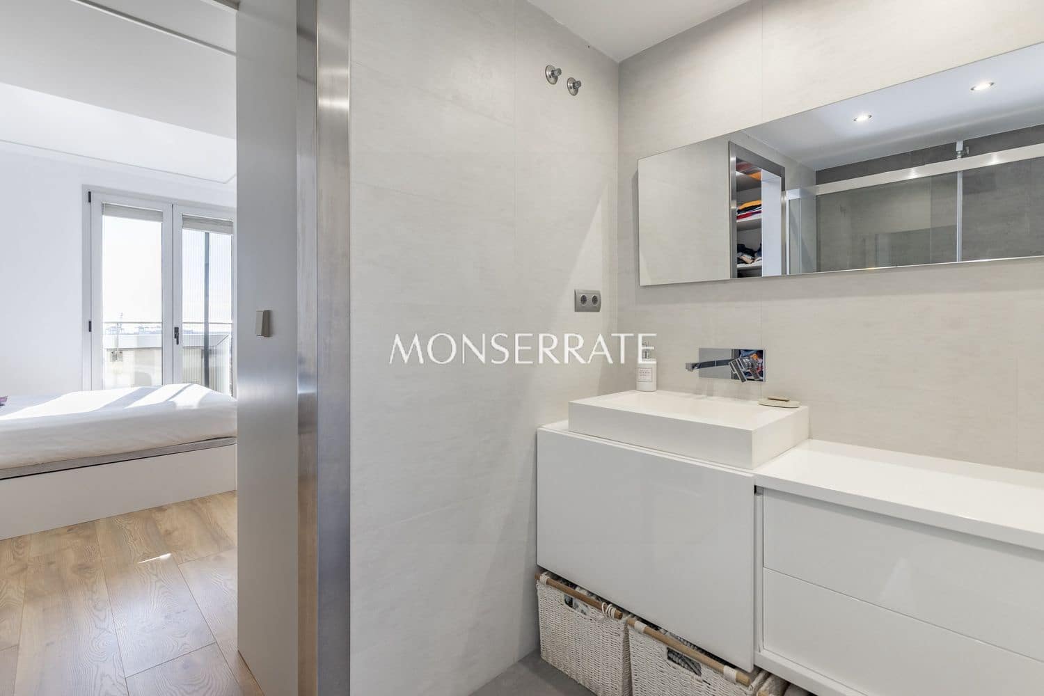 3 camera da letto Appartamento da affittare in Valencia citta con piscina garage - 3.500 € (Rif: 9262141)