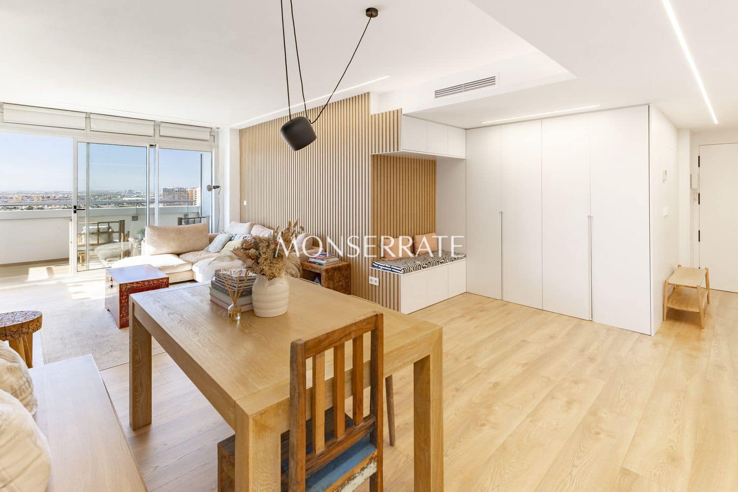 3 camera da letto Appartamento da affittare in Valencia citta con piscina garage - 3.500 € (Rif: 9262141)