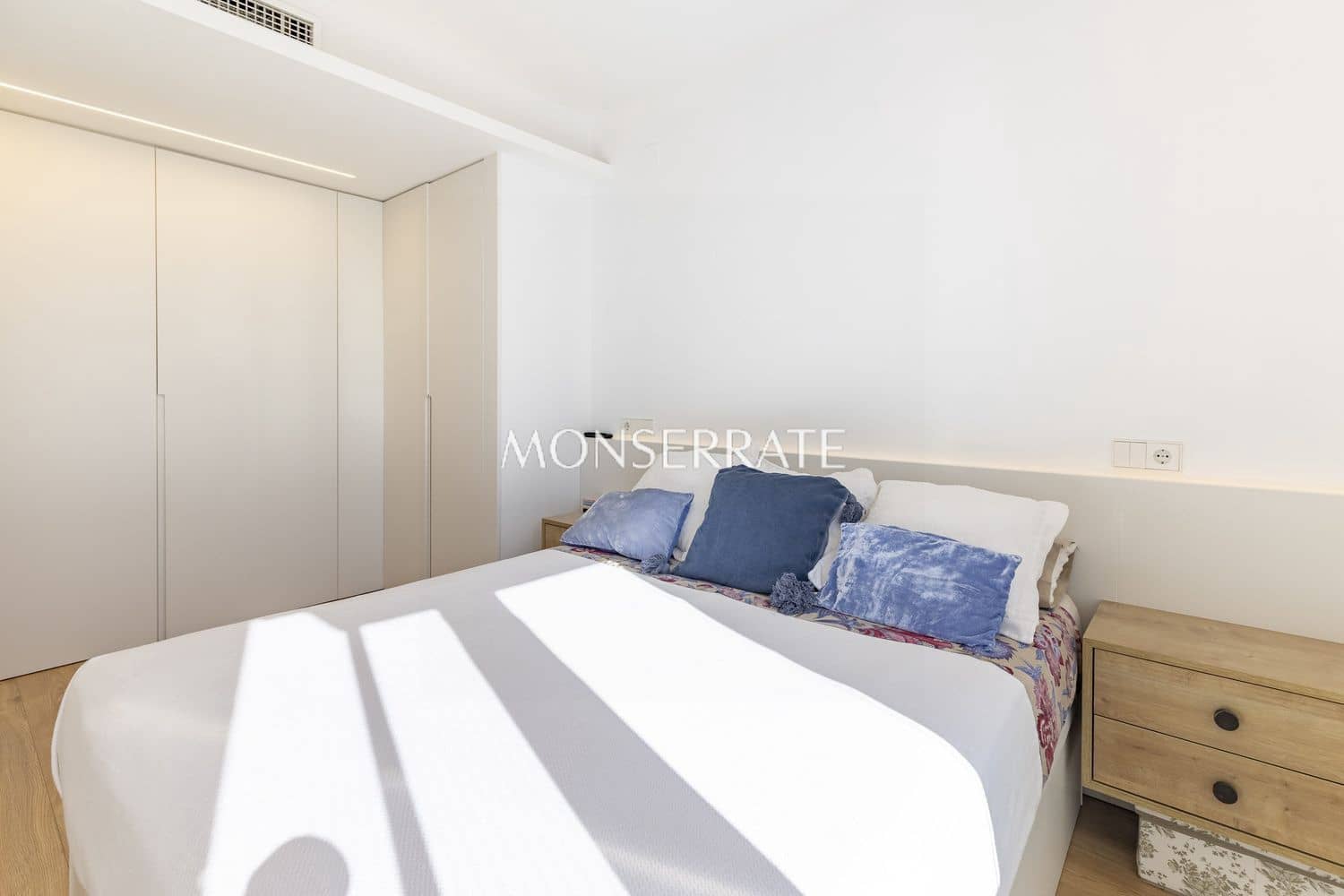 3 camera da letto Appartamento da affittare in Valencia citta con piscina garage - 3.500 € (Rif: 9262141)