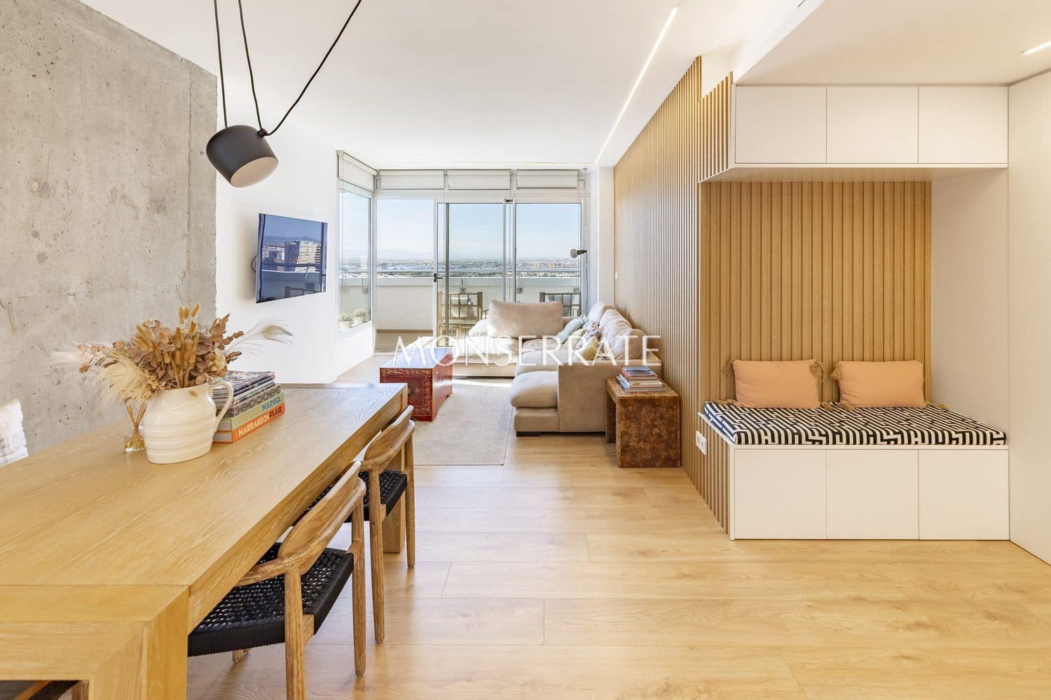 3 camera da letto Appartamento da affittare in Valencia citta con piscina garage - 3.500 € (Rif: 9262141)