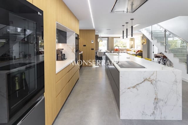 4 soverom Villa til salgs i San Antonio de Benagéber med svømmebasseng garasje - € 1 200 000 (Ref: 9303019)