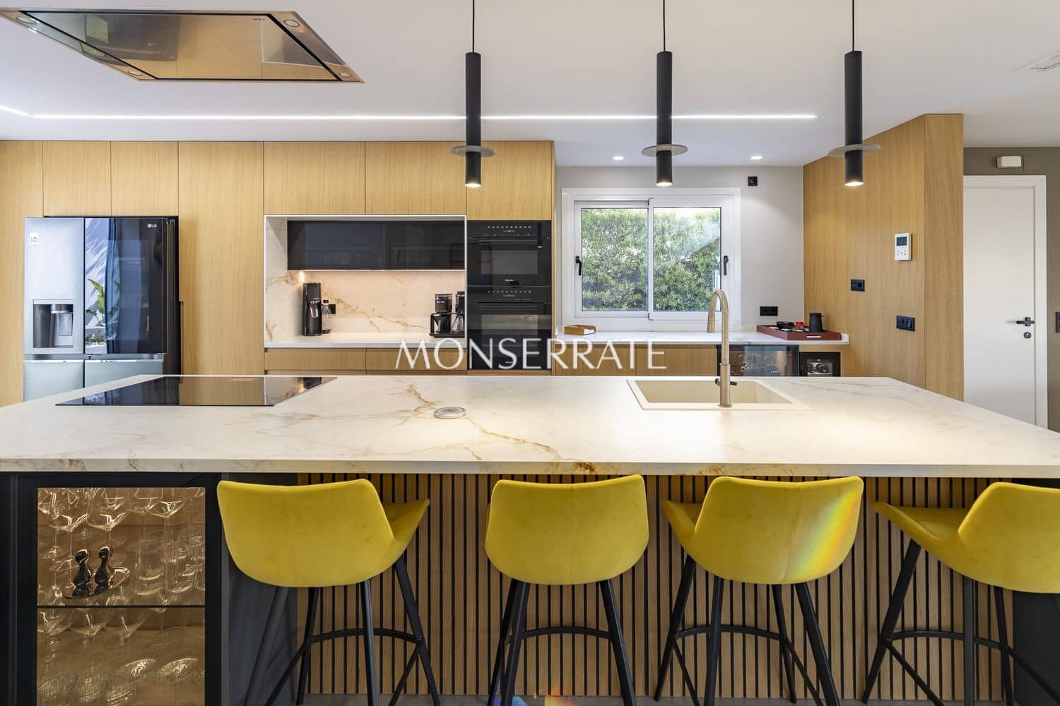 4 soveværelse Villa til salg i San Antonio de Benageber med swimmingpool garage - € 1.200.000 (Ref: 9303019)