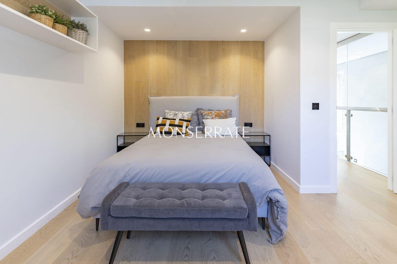 4 soveværelse Villa til salg i San Antonio de Benageber med swimmingpool garage - € 1.200.000 (Ref: 9303019)