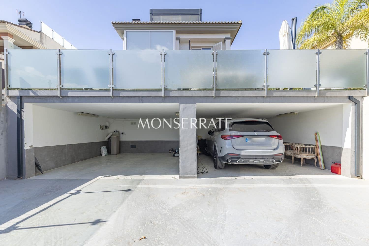 4 soveværelse Villa til salg i San Antonio de Benageber med swimmingpool garage - € 1.200.000 (Ref: 9303019)