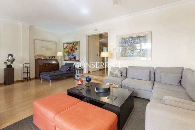 4 bedroom Townhouse for sale in Campolivar, Godella with pool garage - € 670,000 (Ref: 9312293)