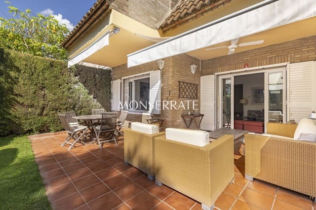 4 bedroom Townhouse for sale in Campolivar, Godella with pool garage - € 670,000 (Ref: 9312293)