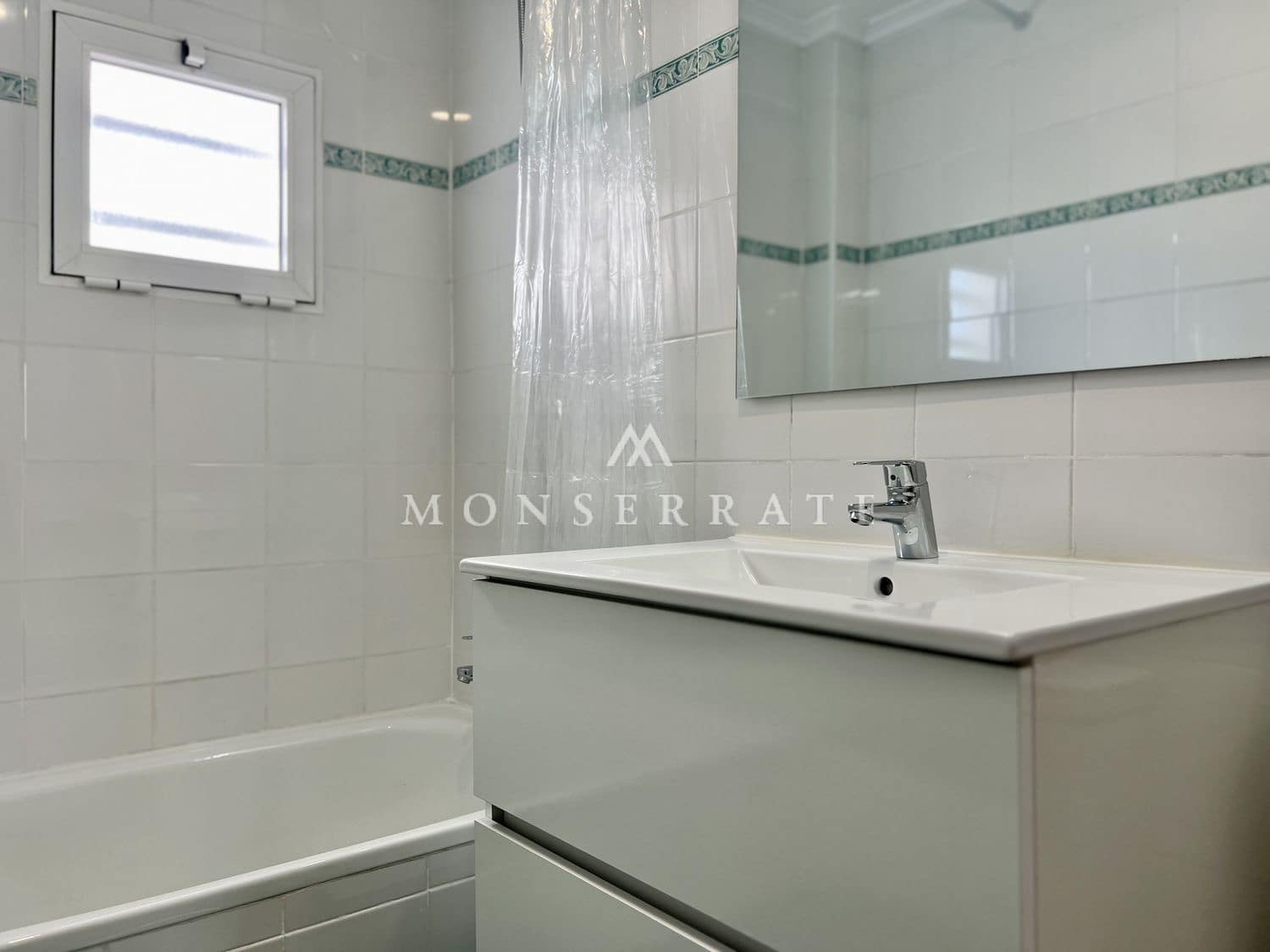 2 slaapkamer Appartement te huur in Valencia stad met garage - € 1.400 (Ref: 9317144)