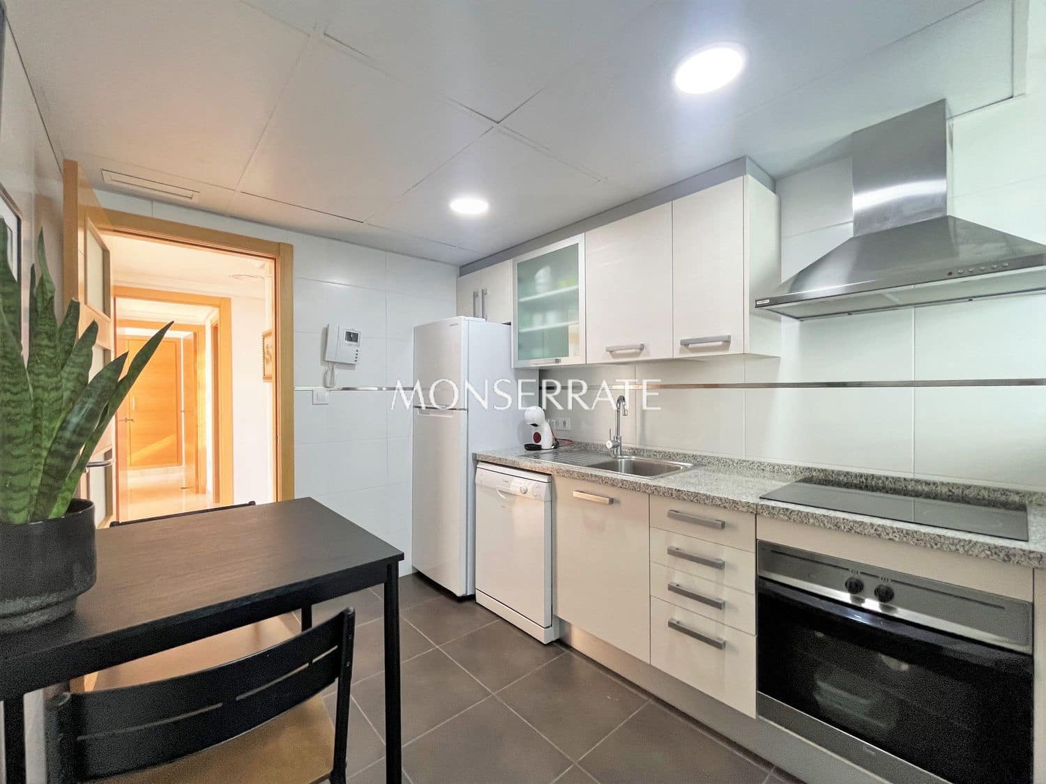 2 makuuhuone Huoneisto myytävänä paikassa Valencia kaupunki mukana uima-altaan 
autotalli - 470 000 € (Ref: 9317145)