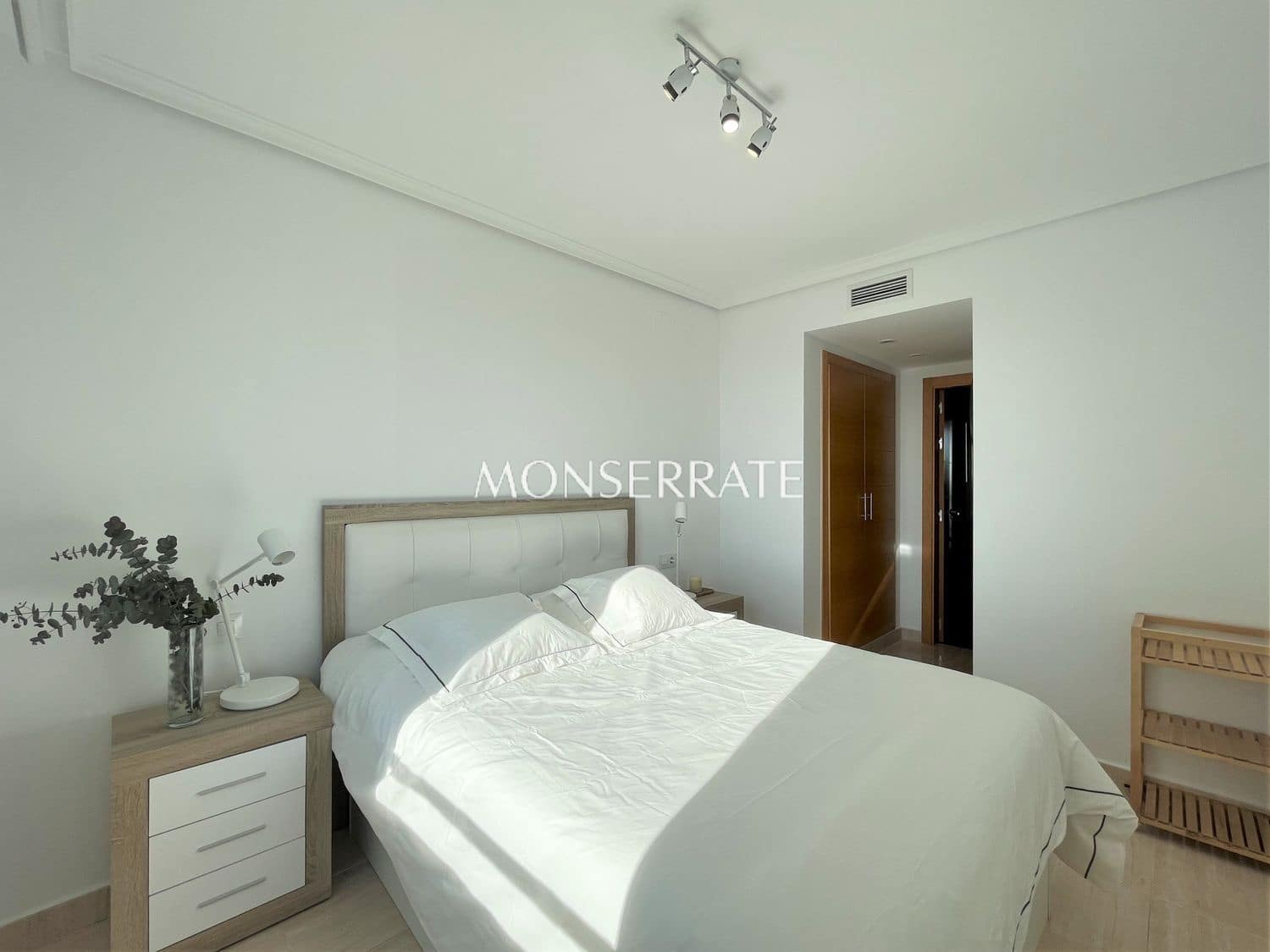 2 makuuhuone Huoneisto myytävänä paikassa Valencia kaupunki mukana uima-altaan 
autotalli - 470 000 € (Ref: 9317145)