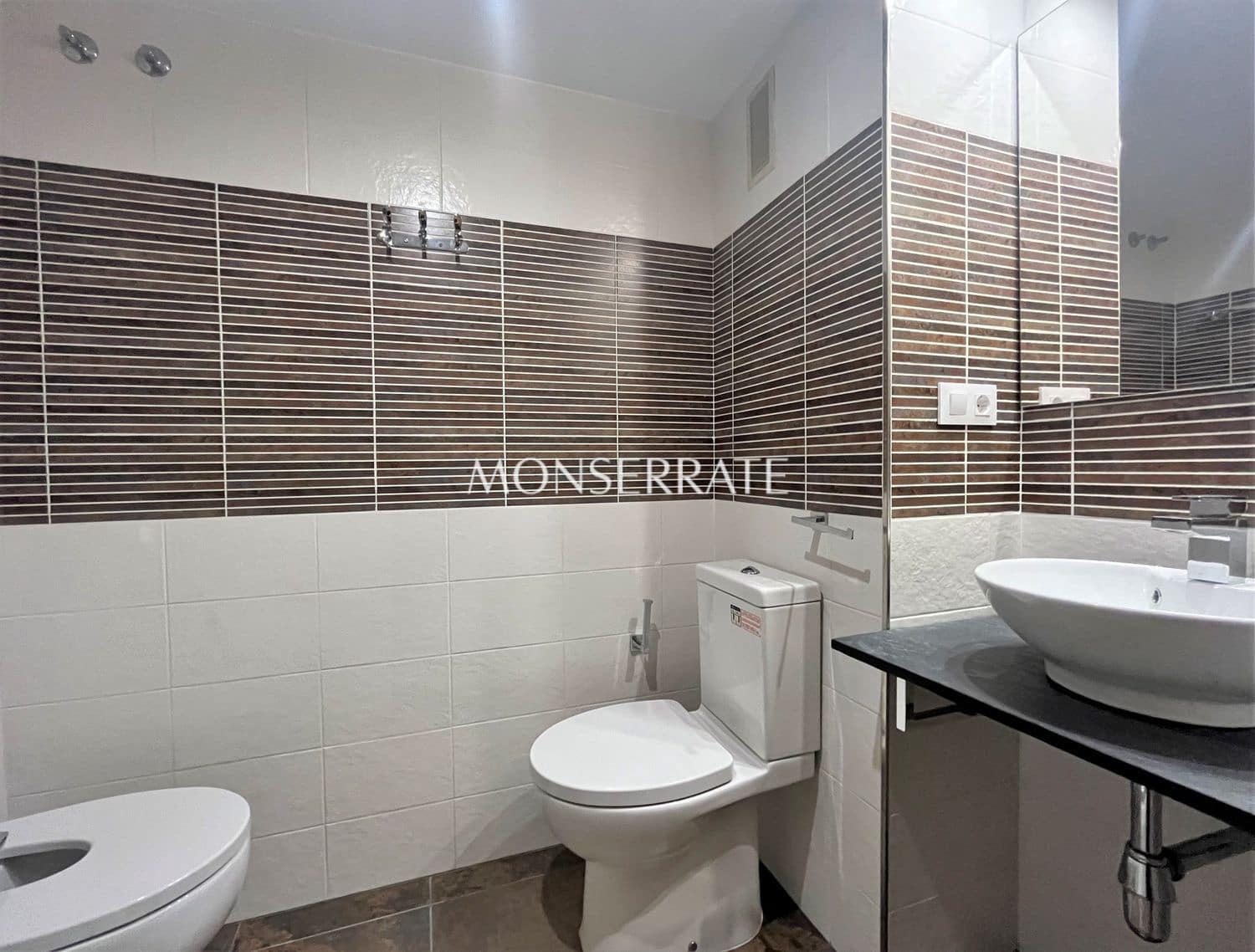 2 makuuhuone Huoneisto myytävänä paikassa Valencia kaupunki mukana uima-altaan 
autotalli - 470 000 € (Ref: 9317145)